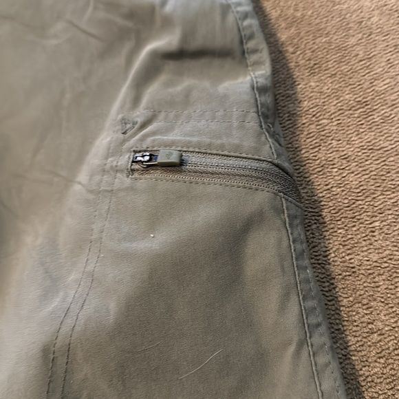 Eddie Bauer Green Nylon Hiking Cropped Pants Women’s Size 14 (TD) - Picture 4 of 7